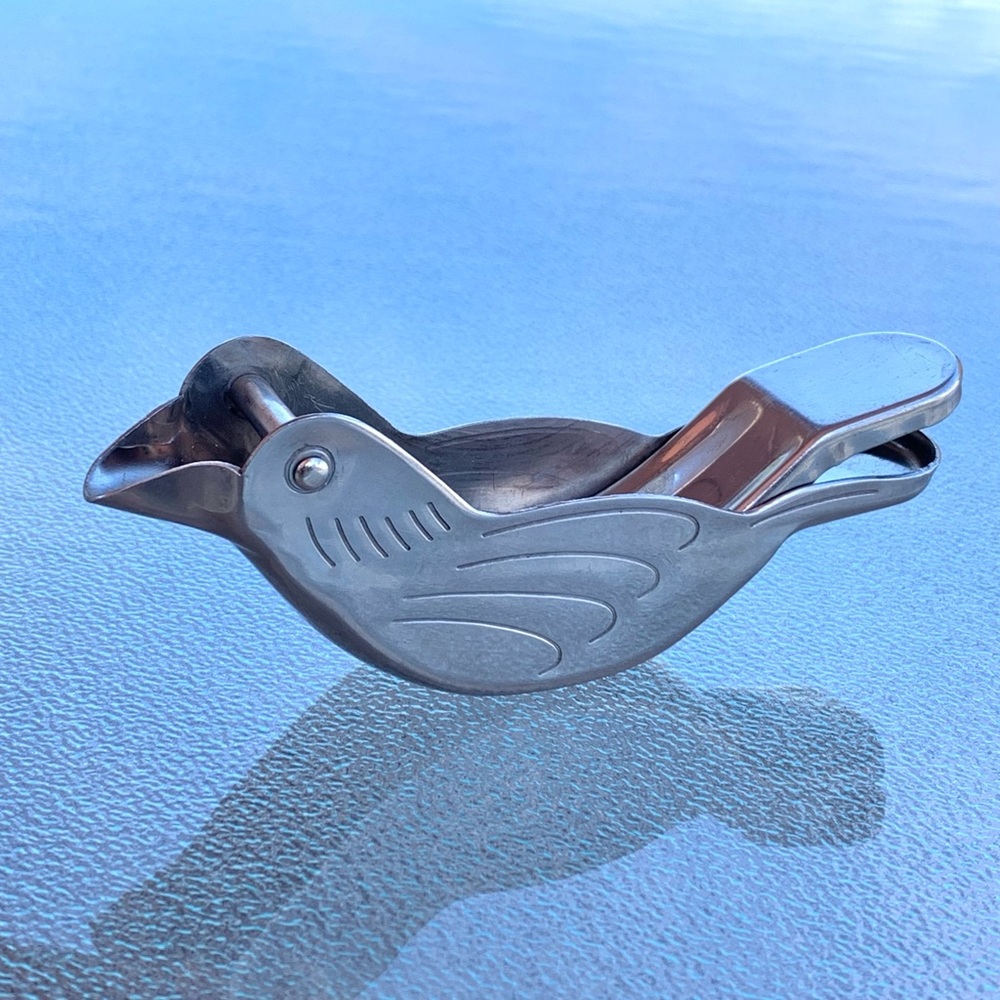 Bird-Shaped Lemon Lime Citrus Wedge Juicer Squeezer Press